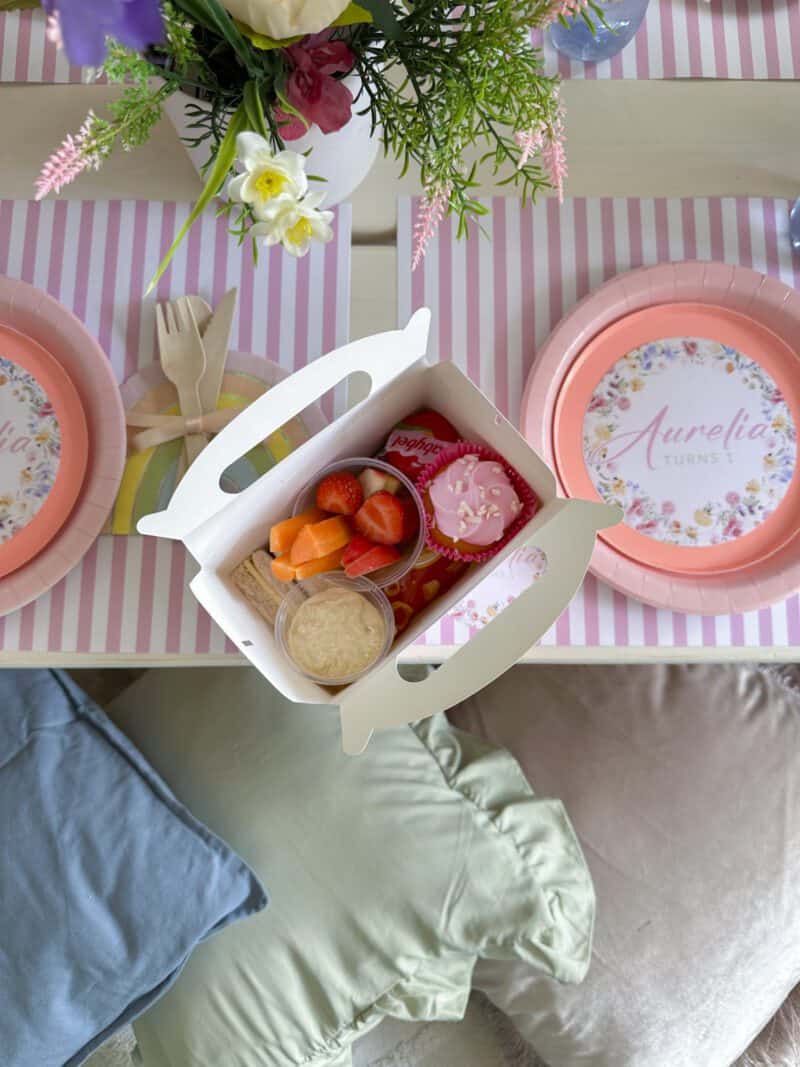 Party Food Box - Lunch - Image 7