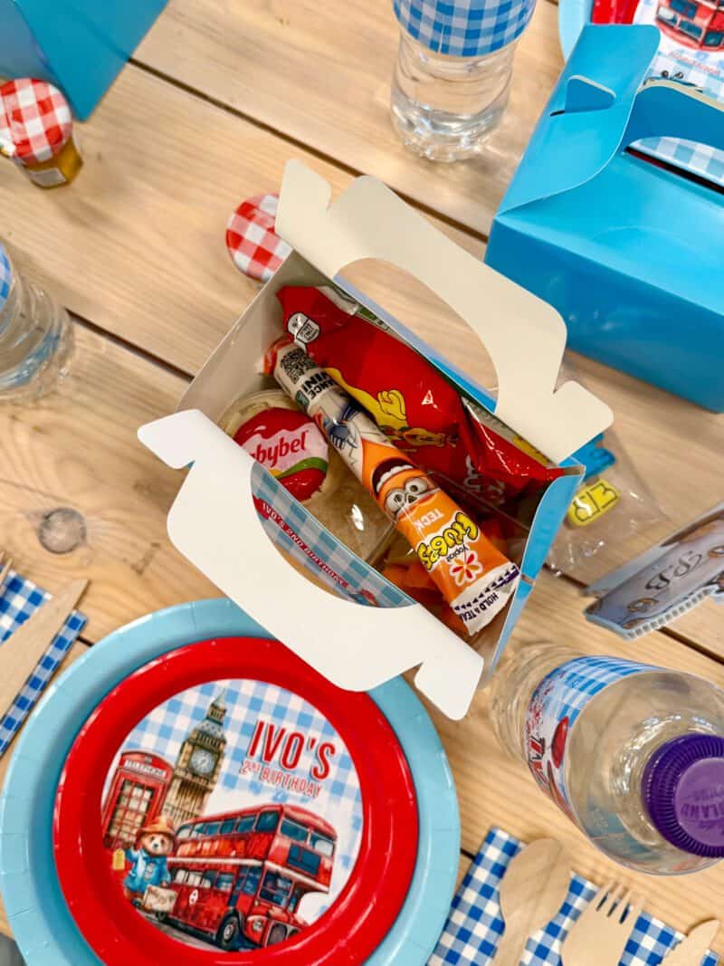 Party Food Box - Lunch - Image 4